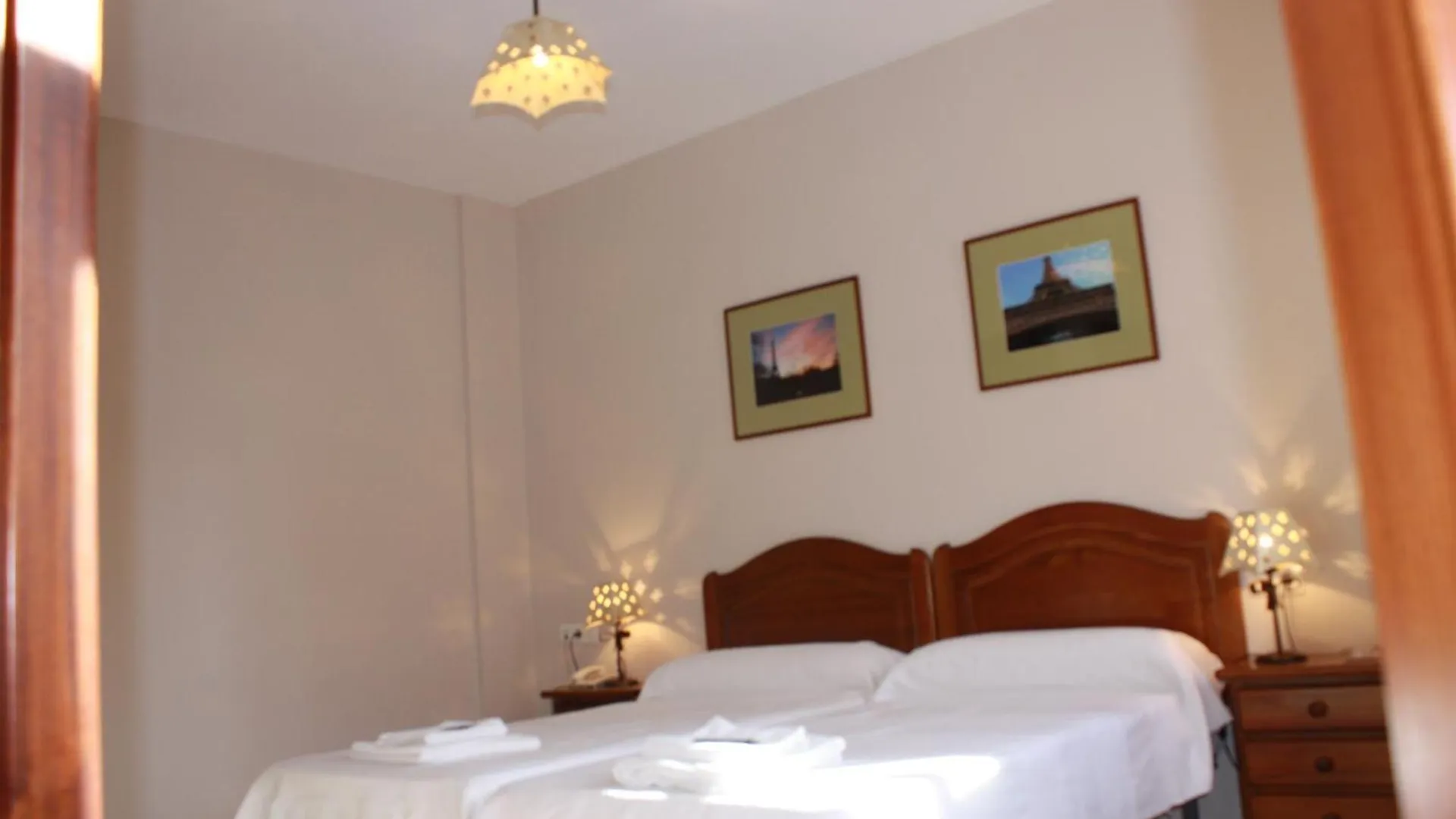 Πανσιόν Hostal Carlos 2 La Línea de la Concepción
